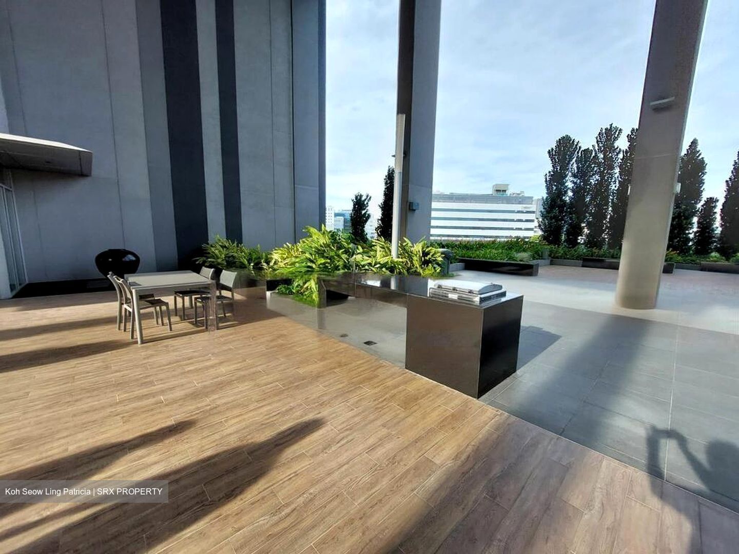 Arc 380 (D8), Office #454303661